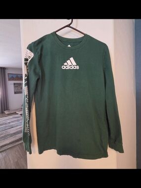 Adidas Women’s Green Long Sleeve Graphic Logo Shirt – Size Large
